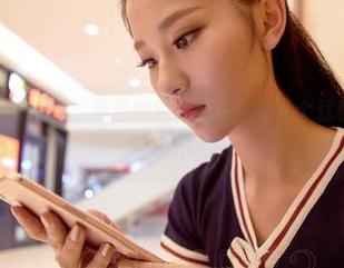 AISS爱丝(钻石版) – 索菲的定制秘诀：今儿个就勒紧点儿，谁敢说不？