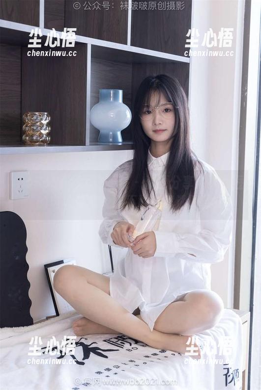 BoBoSocks袜啵啵 - 资源分享：小甜豆的肉丝打底，敢不敢试试透明款？