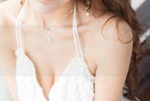 GIRLT果团网 – 晚风拂面，Miss琪的吊带写真在呼唤