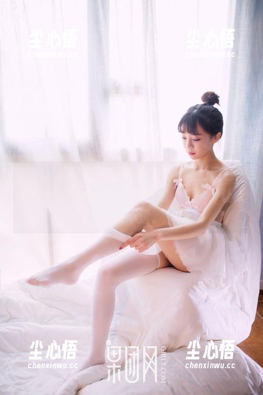 GIRLT果团网 - 陈迪娅全套，她的图包里美女盛行，轻轻松松的洒脱，感情却让人揣摩不透。