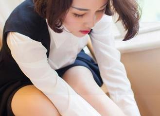 IMiss爱蜜社 – 妤薇Vivian的最新图集来了，我以为她只是可爱，结果完全是个小仙女！