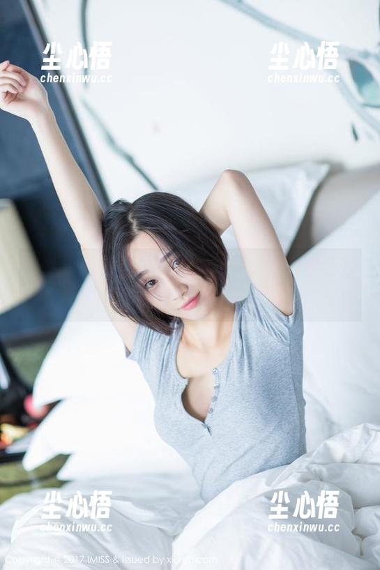 IMiss爱蜜社 - 买了新的裤里丝？谢芷馨Sindy在线教你怎么搭配！