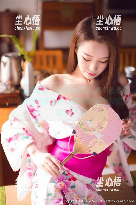 IMiss爱蜜社 - 谁说透明不入眼？看闵妮Mily的原图和套图，她可是打破传统的清新范儿！