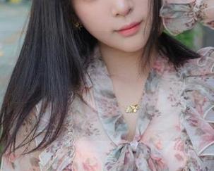 看!Kang Inkyung的美足套图分享,谁说腿不重要,脚才是地表最强吸睛武器!