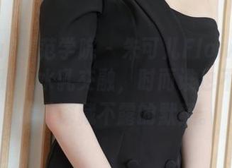 MFStar模范学院 – 朱可儿Flower双人写真，时而水乳交融，时而谁也不让，果然是深藏不露的默契。