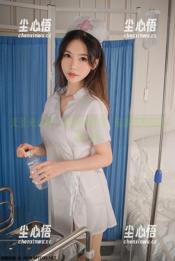 无圣光点亮！恶魔JK制服，喵糖映画的放肆一面