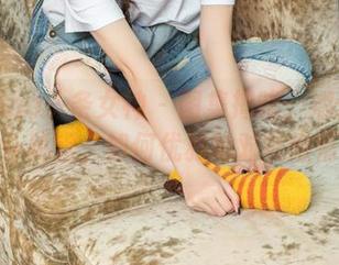 TouTiao头条女神 – 图集揭晓：娜依灵儿女仆秘籍，如何优雅地对抗懒惰？