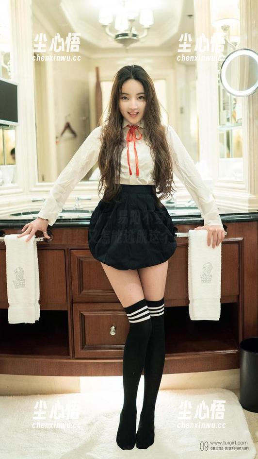 TuiGirl推女郎 - 易阳不穿修女服的日子，最终又怎能逃脱这个图集？