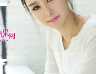 UGirls尤果网 – 李颜儿的私拍，裤里丝的每一寸都充满话题
