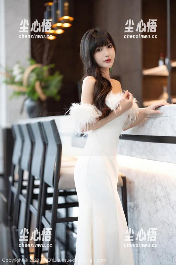 XIAOYU语画界 - Emily顾奈奈酱海边写真集，精选片段让我对比基尼有了新见解！