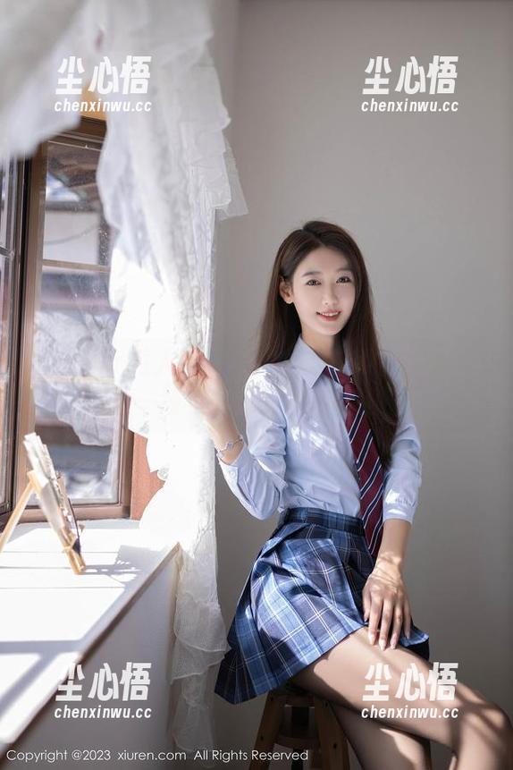 Xiuren秀人网 - 史雨姐姐的女神私拍：一场与自在的浪漫邂逅
