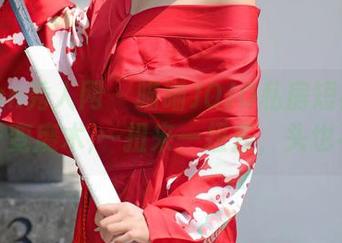 Xiuren秀人网 – 喵喵JOJO私房短裙合集，裙子变魔术,一扭来一扭去，头也不回！