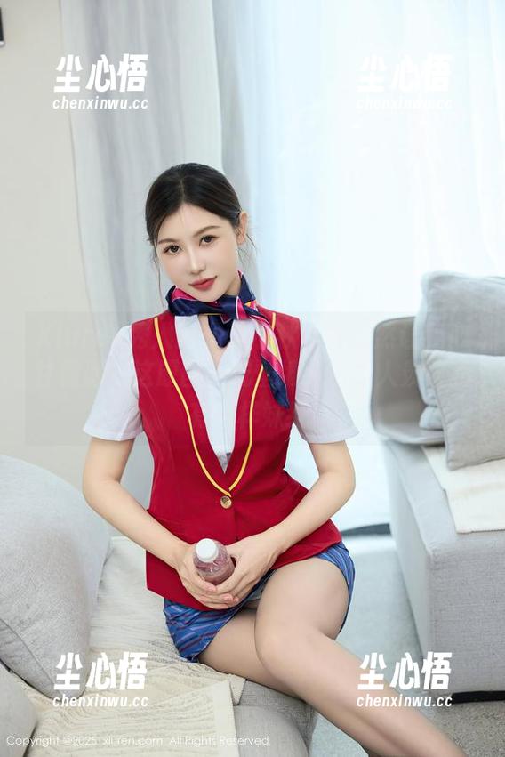 Xiuren秀人网 - 夏小秋秋秋居然让我心甘情愿把这原图弄成壁纸，多少人羡慕我有这样妹纸!