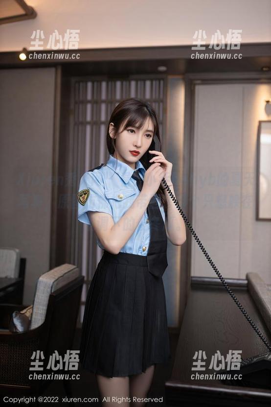 Xiuren秀人网 - 看，小乔babyb的夏天写真，原图仿佛把我带回了那个只想躲在空调下的傻冬瓜。
