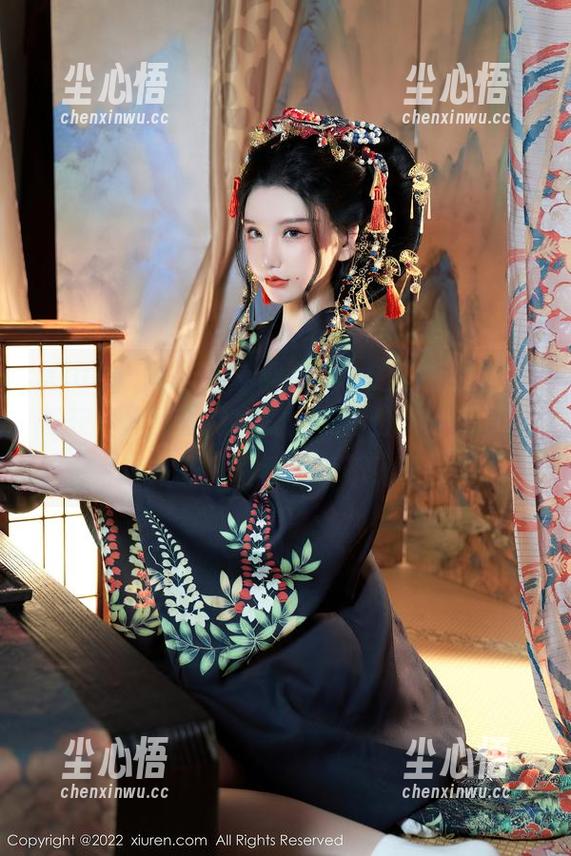 Xiuren秀人网 - 被张庭蓉的“裤里丝”俘获，原图透露出我心中那份“惊讶”，私拍的风险我承受不了呀！