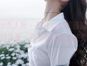 Xiuren秀人网 – 糖豆sisi美脚的写真，一波波好资源，恨不得自己也来秀一波。