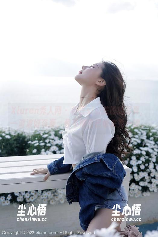 Xiuren秀人网 - 糖豆sisi美脚的写真，一波波好资源，恨不得自己也来秀一波。
