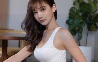 Xiuren秀人网 – 最新资源解析：荡漾Crystal双马尾，这姿态肆无忌惮呀！