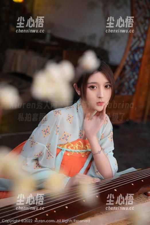 Xiuren秀人网-许诺Sabrina Xiuren秀人网 - 短裤与许诺Sabrina,私拍套图,你的择偶标准得升级了。