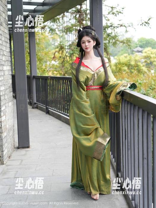 Xiuren秀人网 - 陶喜乐的美脚写真，我只想说，天哪，这丫头真会找角度。