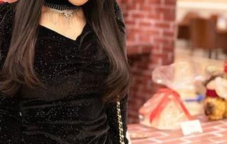 YouMi尤蜜荟 – 看这美图，葛征Model穿水手服，连海鸥都要来打招呼。