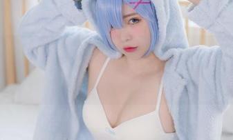 Yuna(윤아)的JK合集：小心会让你心生向往，下载再说。