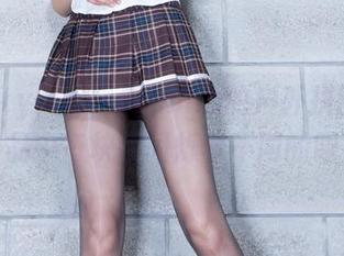 beautyleg – Minnie的户外拼图：在线作品中每块都闪烁着不同的眼神。