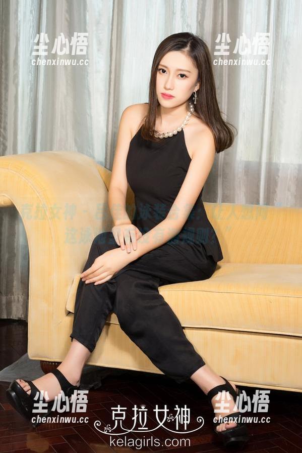 克拉女神 - 吕佳的泳装合集：让人想问“这泳池里有没有潜规则？”