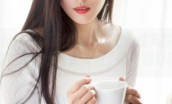 克拉女神 – 妮子的黑色宇宙：这美图合集，捎带点儿小叛逆气息，听说很好玩！