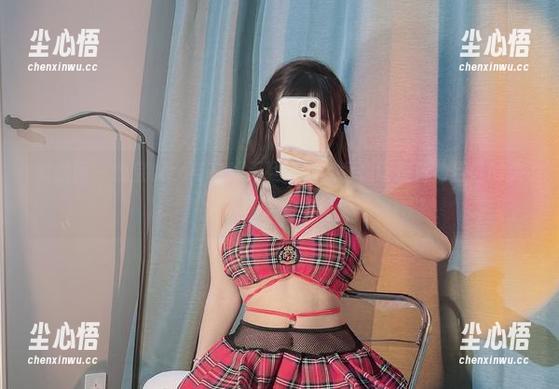 微密圈 - 兔宝妮to与白丝无圣光，究竟是哪位自拍巨匠的美图之路？
