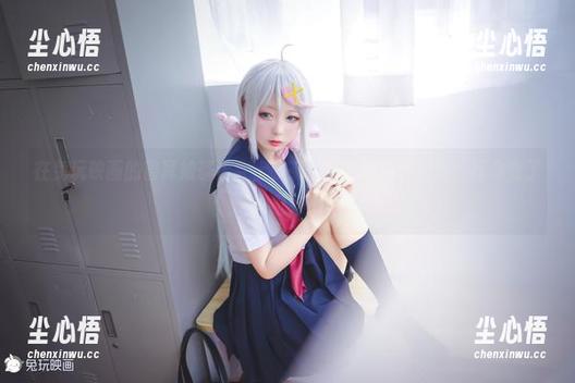 在兔玩映画的兽耳娘茶话会上，茶的颜色好像还没定，耳朵变了也挺好！