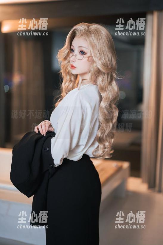 说好不运动，偏偏就爱体操服，凉凉子的作品集，下载前请保持警惕呀