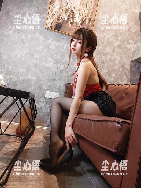 偶然发现，凉凉子rioko的“瑰丽的执勤人”全集可下载，完全是个隐秘的宝藏！