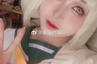 挑战吊带极限！喵喵的喵吖私拍图集里这些姿势，谁能做到啊，不说我已经开始思考了…