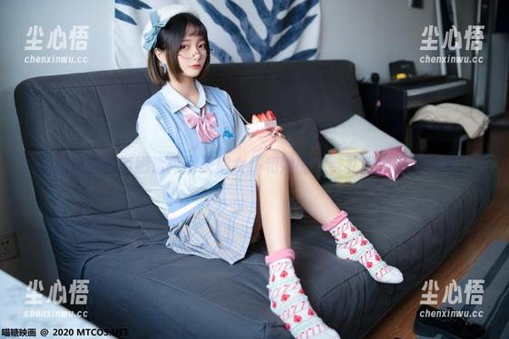 喵糖映画的新剧透：小天鹅女仆和她的免费礼服，快来瞧瞧！