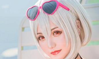 写真审美：白木芽衣子泳衣，夏鸽鸽不想起床的“潜水大会”