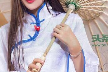 头条女神 – 小热巴的婚纱写真，随便一眼都是甜蜜的错觉。