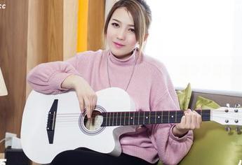 头条女神 – 琳琳婚纱图包：这么美的衣服，没有外拍特效，她一定偷偷加了滤镜吧！
