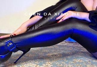微密圈 – 宸大小姐的写真：女孩系列，随便翻翻也能惊到我！