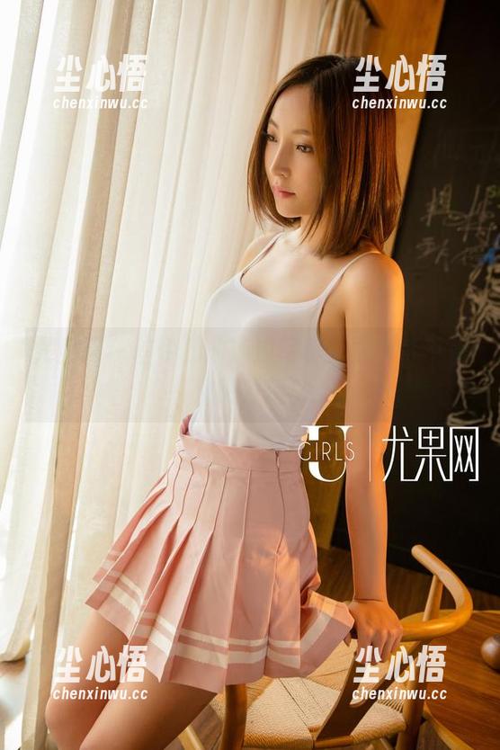 尤果网 - 信悦儿的海边写真，精华可不止是风景啊！