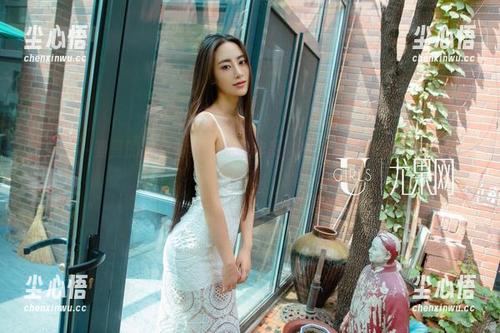 尤果网 - 曼曼的独特视角：私拍作品，把女友的神秘感都掏出来了