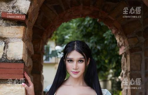 尤物馆 - Kely香香黑丝系列：绝妙不仅在表面，更在暗涌之下