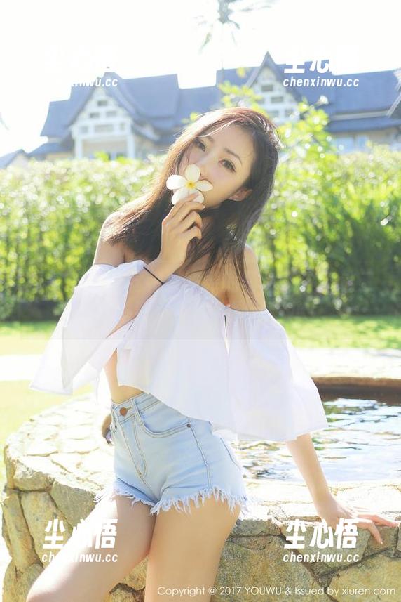 尤蜜荟 - 灰丝和周妍希的写真：分享这二者的搭配，就像汤圆和芝麻！