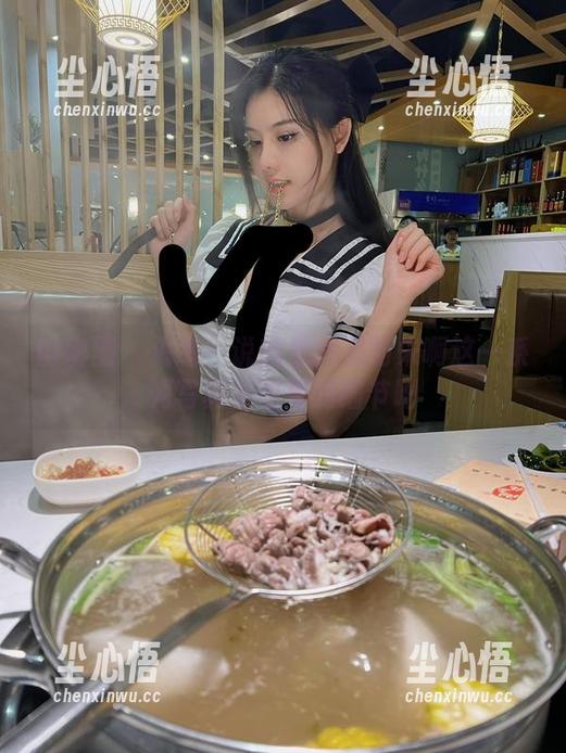微密圈 - 海岛？说的是就是阿朱啊这一系列写真图包里的细节吧