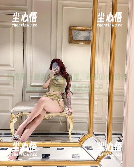 微密圈 - 擦肩而过的姐姐，希希Gina的作品分享，时光一晃就过去了。
