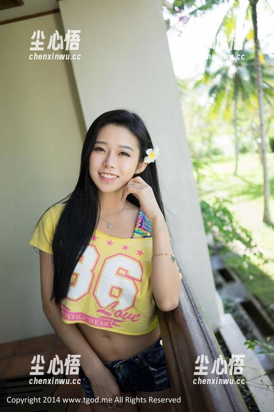 推女神 - 颖莹儿YY：这女孩的写真，谁还需要滤镜啊？