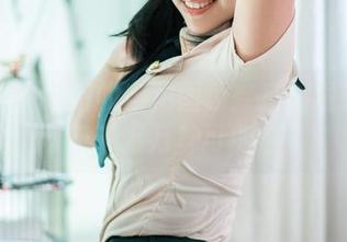 推女郎 – 易阳的自拍图册：反射镜子里的千千万万种可能性