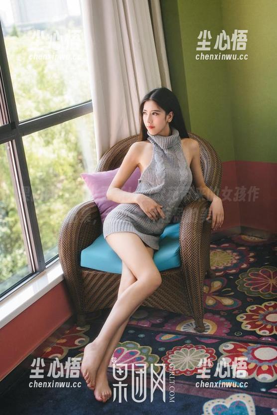 果团网-黄歆苑 果团网 - 小小更新!黄歆苑带来的女孩作品集,像风一样轻盈的美