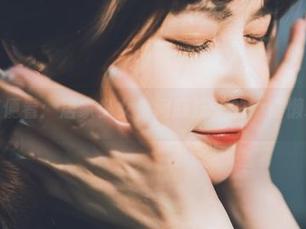 图片随便看：居家少女，河豚抚子的“慵懒本色”