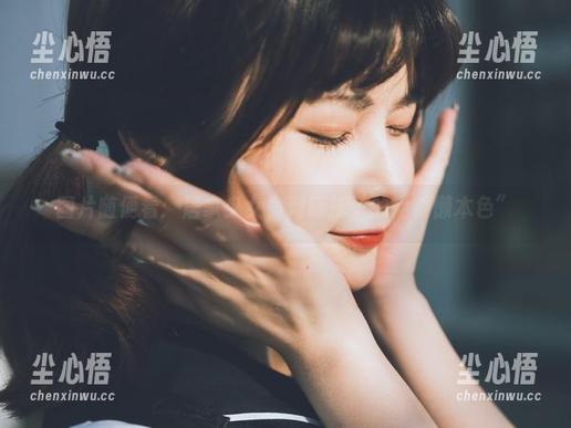 图片随便看：居家少女，河豚抚子的“慵懒本色”